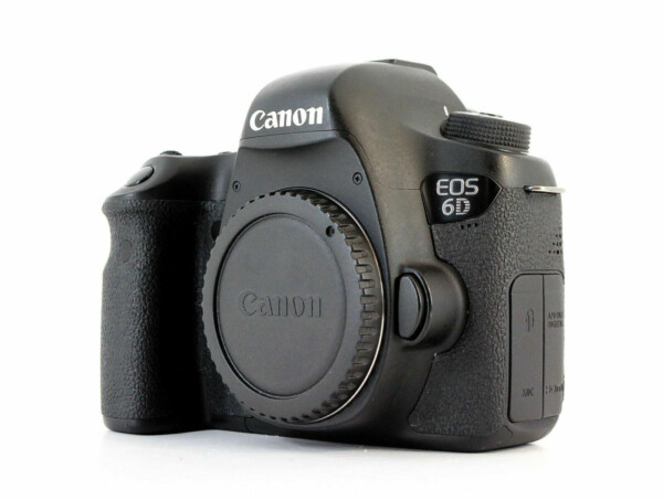 Canon Eos 6D Body n. scatti 51.354