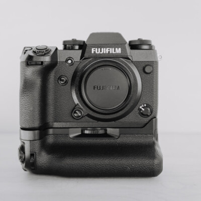 Fujifilm X-H1 + Fujifilm VPB-XH1