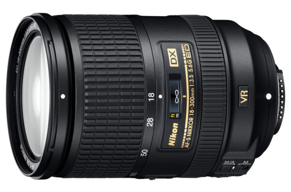Nikon AF-S DX 18-300mm f/3.5-5.6 G ED VR  CONDIZIONI PARI AL NUOVO