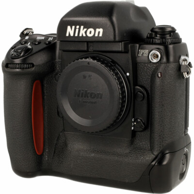 Nikon F5 Completa di scatola e accessori originali