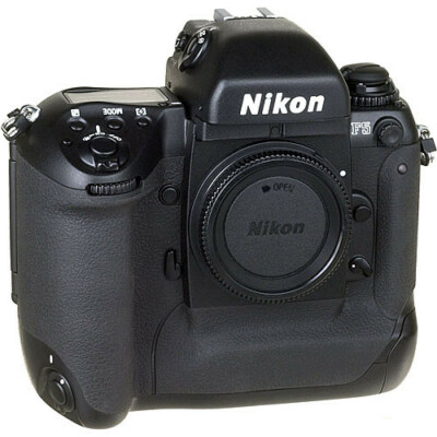 Nikon F5